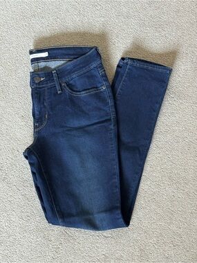 Levi’s 711 Women’s Dark Blue Skinny Stretch Jeans 29
